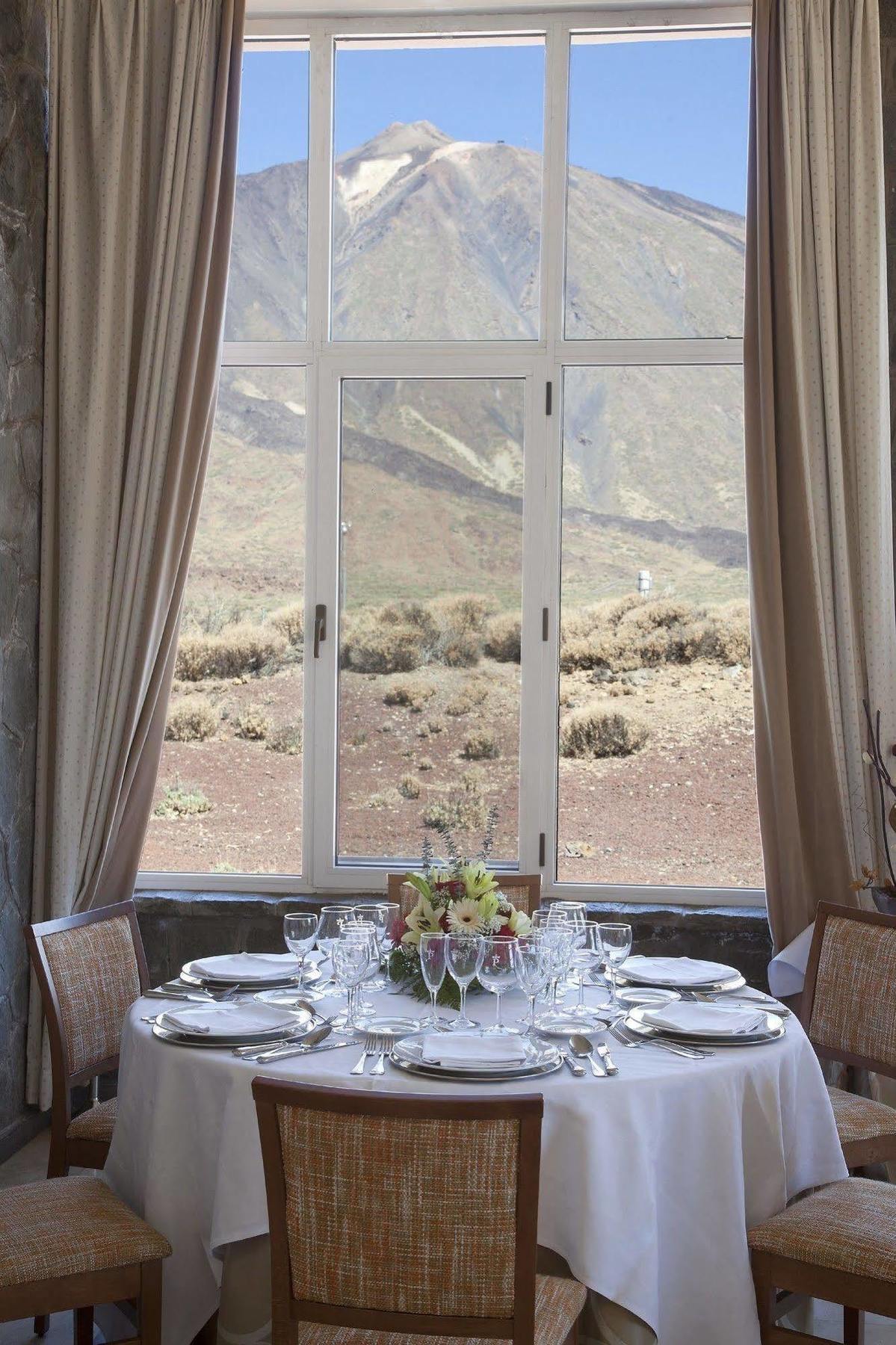 Parador De Las Canadas Del Teide La Orotava Luaran gambar